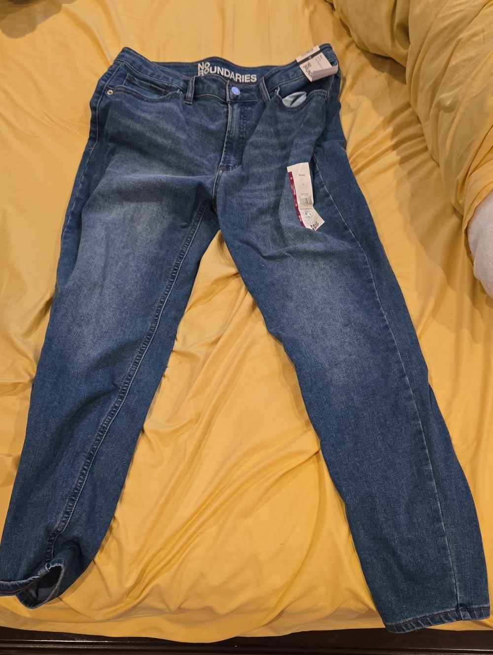 No Boundaries Dark Blue Straight Leg Women’s Jeans